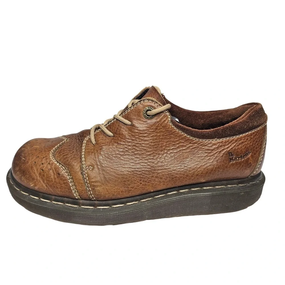 Dr. Martens Women Size 9 Brown Leather Wingtip Oxford Shoes Casual Low Top PC091